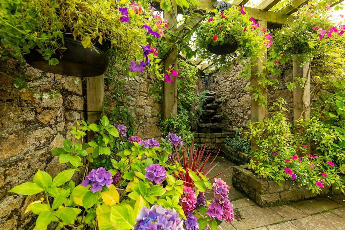 Step House Hotel Borris Exterior foto